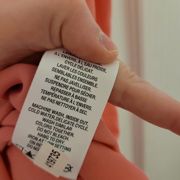 (XXL)  Sleeveless Blouse - Picture 3 of 5